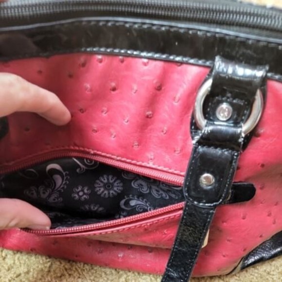 Grace Adele‎ Textured Handbag Purse red Black Faux Ostrich Lots of Pockets - Picture 5 of 12